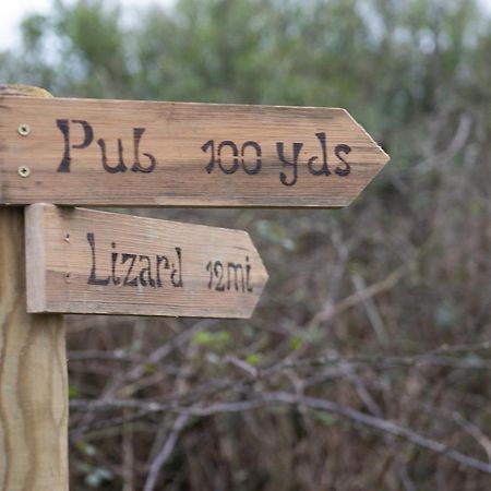 Wheal Prosper- Beautifully Fitted Wooden Lodge Helston Cornwall Ngoại thất bức ảnh