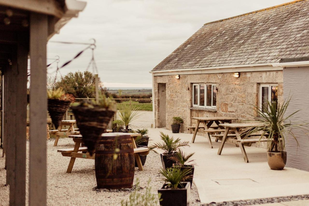 Wheal Prosper- Beautifully Fitted Wooden Lodge Helston Cornwall Ngoại thất bức ảnh